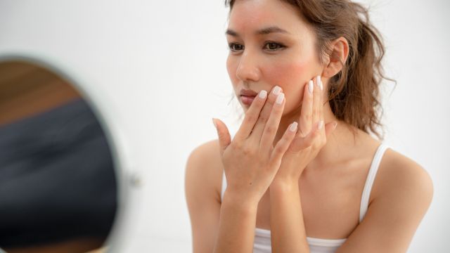 Как стресс влияет на состояние кожи?