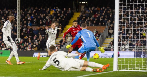 Триллер! Отличный гол в конце сделал счет «Фулхэма» против «Ливерпуля» 2:2.