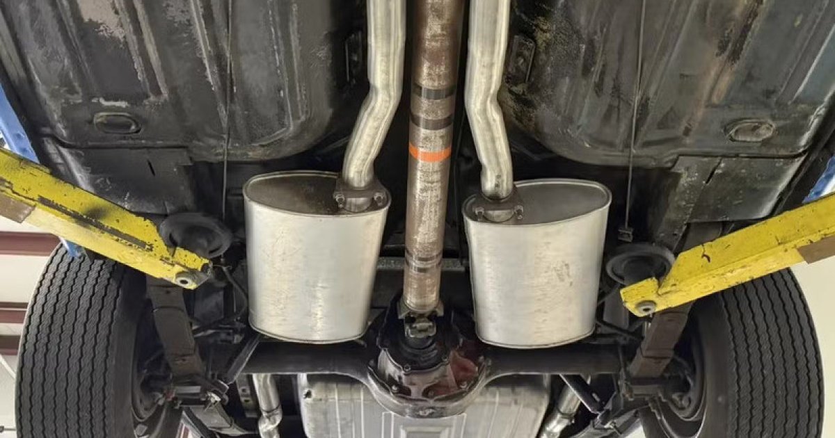 Чем отличается глушитель от резонатора