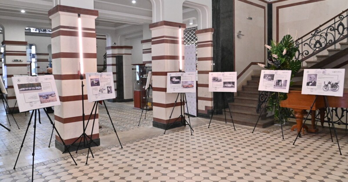 Mercedes-Benz также отпраздновал 140-летие первого автомобиля, работающего на сжиженном нефтяном газе, в Софии.