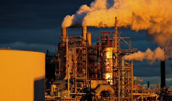 Нефть продемонстрировала самое большое падение с июня на фоне ослабления опасений по поводу Ирана