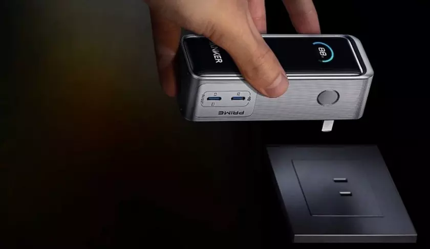 Компания Anker представила универсальный блок питания Prime 65 Вт «3-в-1», который можно заряжать от розетки.