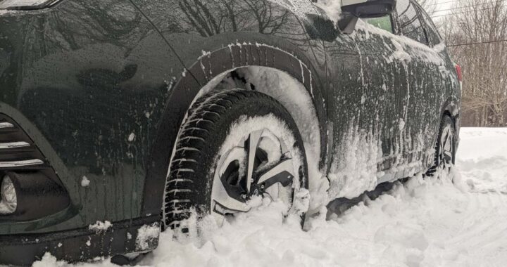 Бензин, дизель или электромобиль – какой автомобиль дольше всех выживет в сугробе?