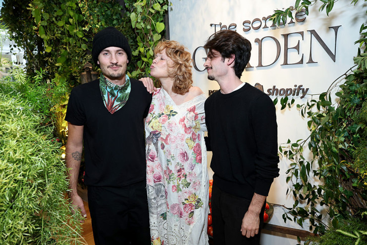 Памела Андерсон