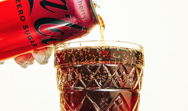 Напитки с нулевым содержанием сахара вытеснили диетические напитки из сердец поколения Z