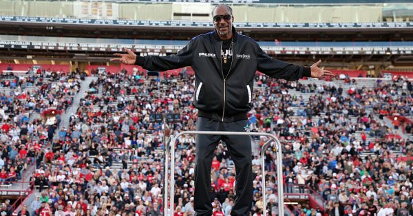 Счастливый конец: внучка Снуп Догга теперь дома после 10 месяцев в неонатальном отделении.