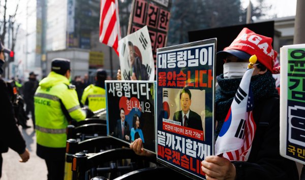 Бывший президент Южной Кореи Юн приговорен к пяти годам тюремного заключения