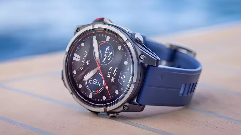 Garmin представила флагманские часы для моряков Quatix 8 Pro с AMOLED-дисплеем, спутниковой связью inReach и автономностью до 16 дней