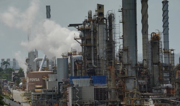 Претензии Китая и России на венесуэльскую нефть становятся весьма сомнительными