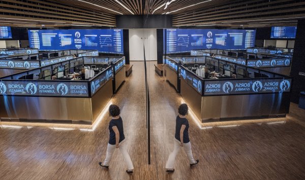 Стамбульская фондовая биржа торгуется на новом рекордном уровне