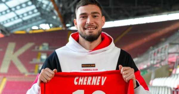 Великолепный дебют Атанаса Чернева в Кайзерслаутерне перед 62 000 зрителей.