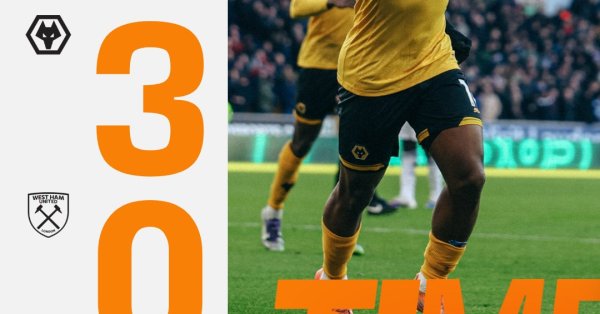 «Волки» разгромили «Молотов» и одержали первую победу в сезоне.