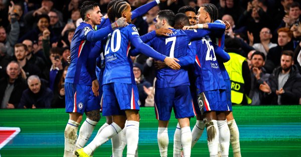 Пафос терзал Челси