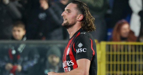 Рабьо и Мейньян оторвали «Милан» от лидера на 3 очка