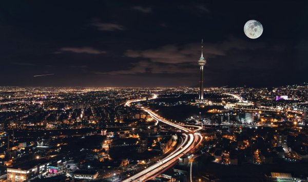 В настоящее время невозможно увидеть появление умеренного иранского политика.