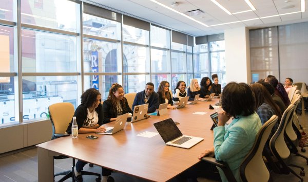 Устойчивое лидерство требует новых долгосрочных бизнес-моделей