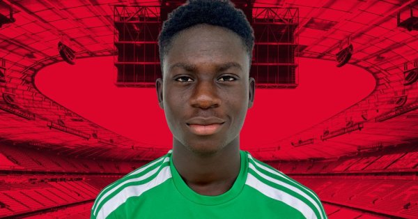 Бавария подписала Бара Сапоко Ндиайе