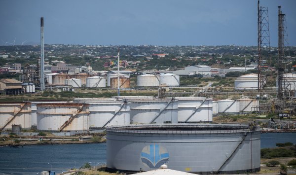 Венесуэльская нефть возвращается в Карибский бассейн при поддержке США