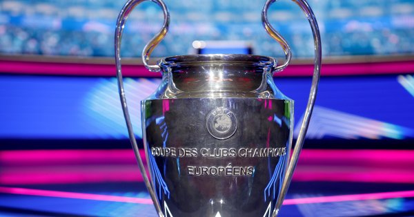 Винтаж! Возвращение в прошлое с сегодняшней Лигой чемпионов