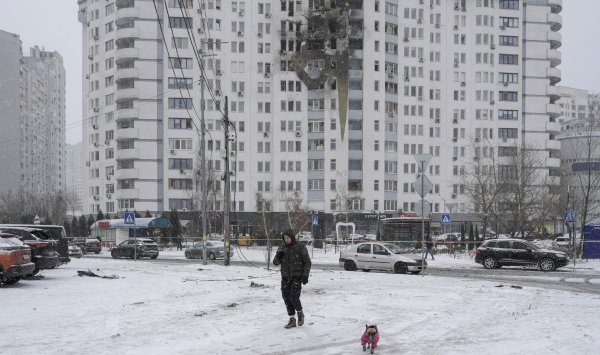 Украина находится под массированной атакой России на фоне переговоров в ОАЭ