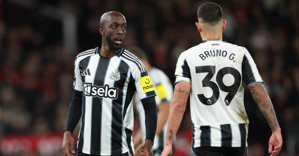 «Сороки» проиграли «Волкам»