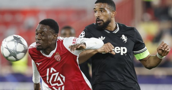 Круглый ноль! «Ювентус» не торопился и со счетом 0:0 «Монако» тоже вышел в плей-офф.