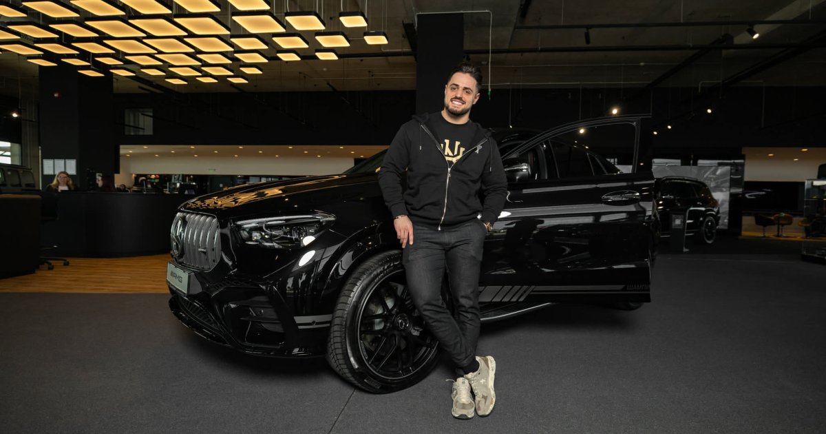 Карлос Нассар сел за руль Mercedes-AMG 53 GLE Coupe