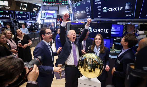 Как боты, банковское дело и стейблкоины будут доминировать в сфере финансовых технологий в 2026 году