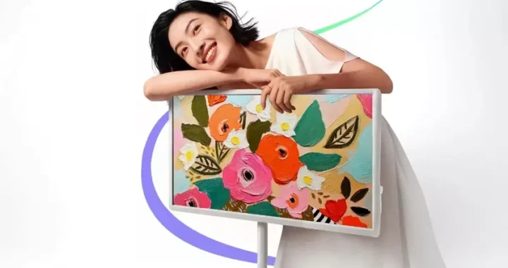 Представлен 27-дюймовый умный дисплей Hisense X7 Pro на высокой подставке, с колесной платформой и автономностью до 14 часов.