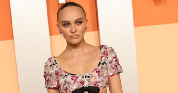 Лили-Роуз Депп признана самым высокооплачиваемым влиятельным лицом поколения Z