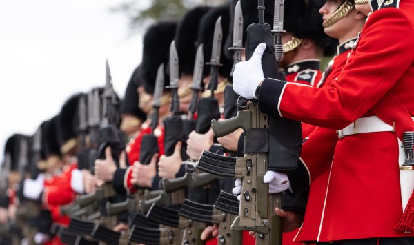 Стармер: Британская армия столкнулась с дефицитом в 28 миллиардов фунтов стерлингов