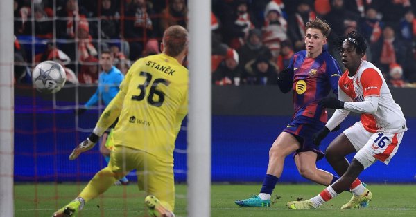 «Барса» пытается «связать» Фермина