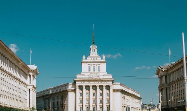 Болгария не выполняет обязательства перед партнерами из-за политического кризиса