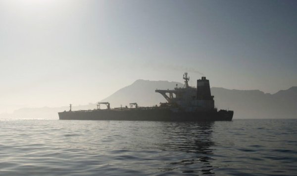 Нефть находится на 6-месячном максимуме, какие еще последствия может иметь война США и Ирана