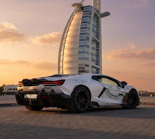 Ламборгини Ревуэльто Мансори