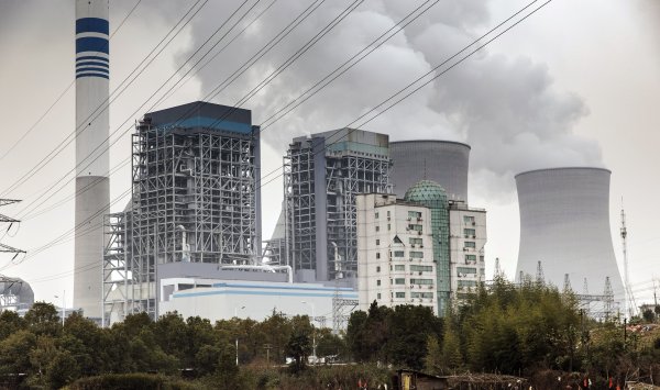 Выбросы в Китае сократились впервые с 2022 года.