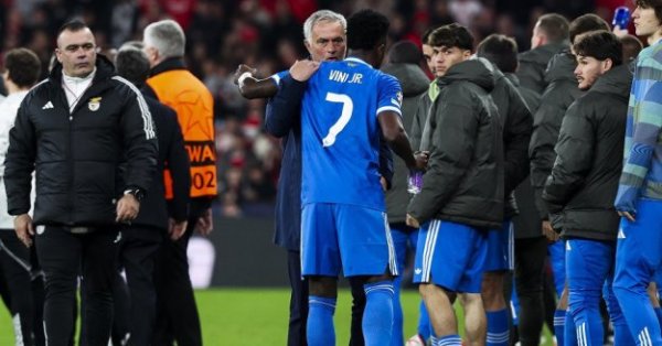 Реал поддерживает Винисиуса: Арбелоа потребовал санкций после расистского инцидента