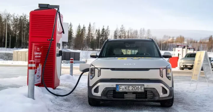 Kia EV2 принял участие в строгих испытаниях при минусовой температуре в Норвегии