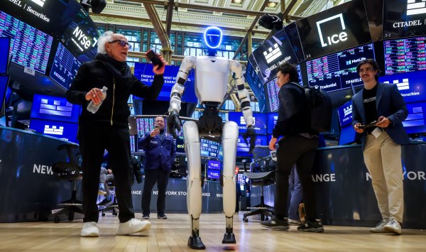 Торговля с использованием искусственного интеллекта развеивает два инвестиционных мифа