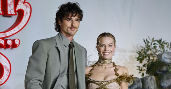 На фоне близости с Марго Робби Джейкоб Элорди спровоцировал слух об отношениях с моделью