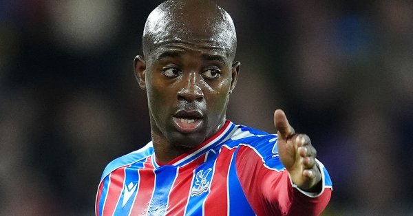 «Иглз» по-прежнему сохранили своего лучшего бомбардира, хотя и составили ему конкуренцию.