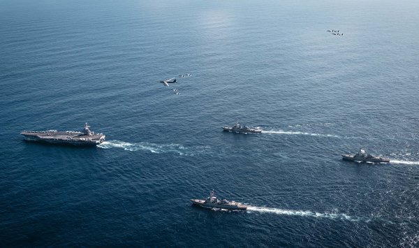 США накопили крупнейшее военное присутствие вокруг Ирана с 2003 года.