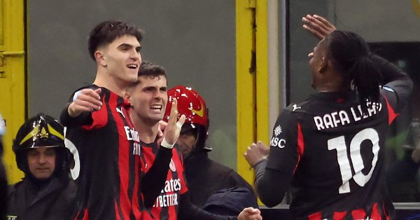 Леао о Пулишиче: Он почти идеально говорит по-итальянски