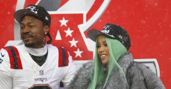 Милая семейная история: Стефон Диггс носит одежду бойфренда Карди Би