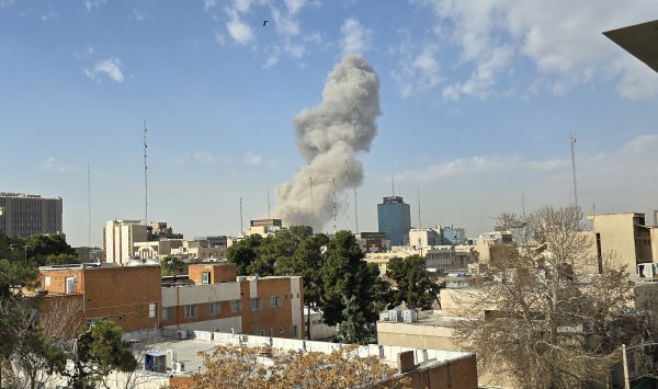 Израиль и США нанесли удары по целям в Иране