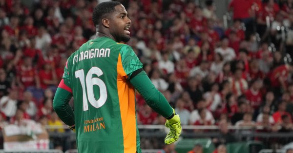 Все кончено! Перешел в офис «Милана» для подписания нового контракта