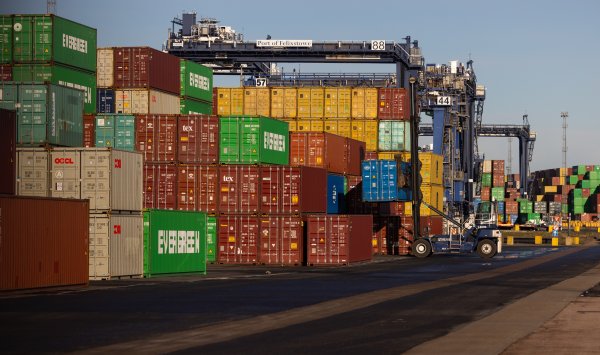 Самым большим проигравшим от новых тарифов Трампа может стать Великобритания