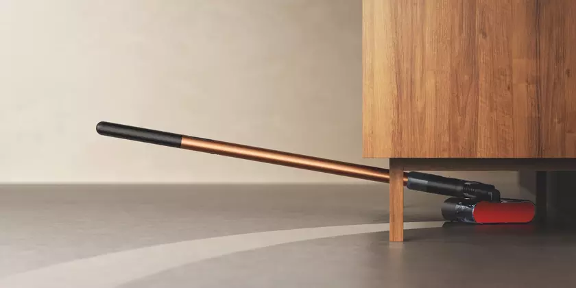 Dyson представила устройство для влажной уборки полов PencilWash