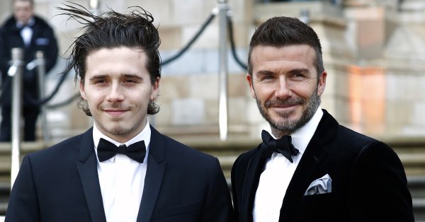 Бруклин Бекхэм удалил татуировку, но сохранил часы за 250 000 фунтов от своего отца Дэвида.