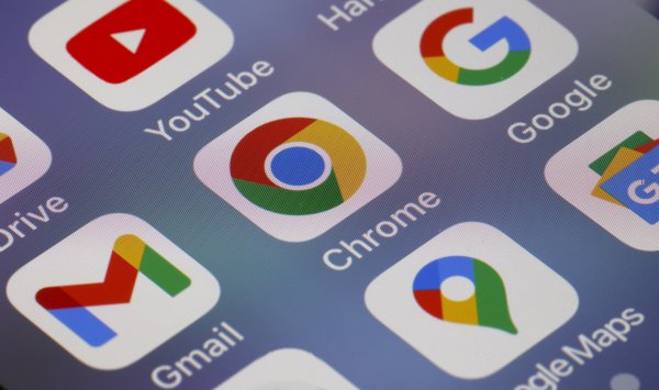 Alphabet планирует рекордные расходы в гонке за клиентов ИИ